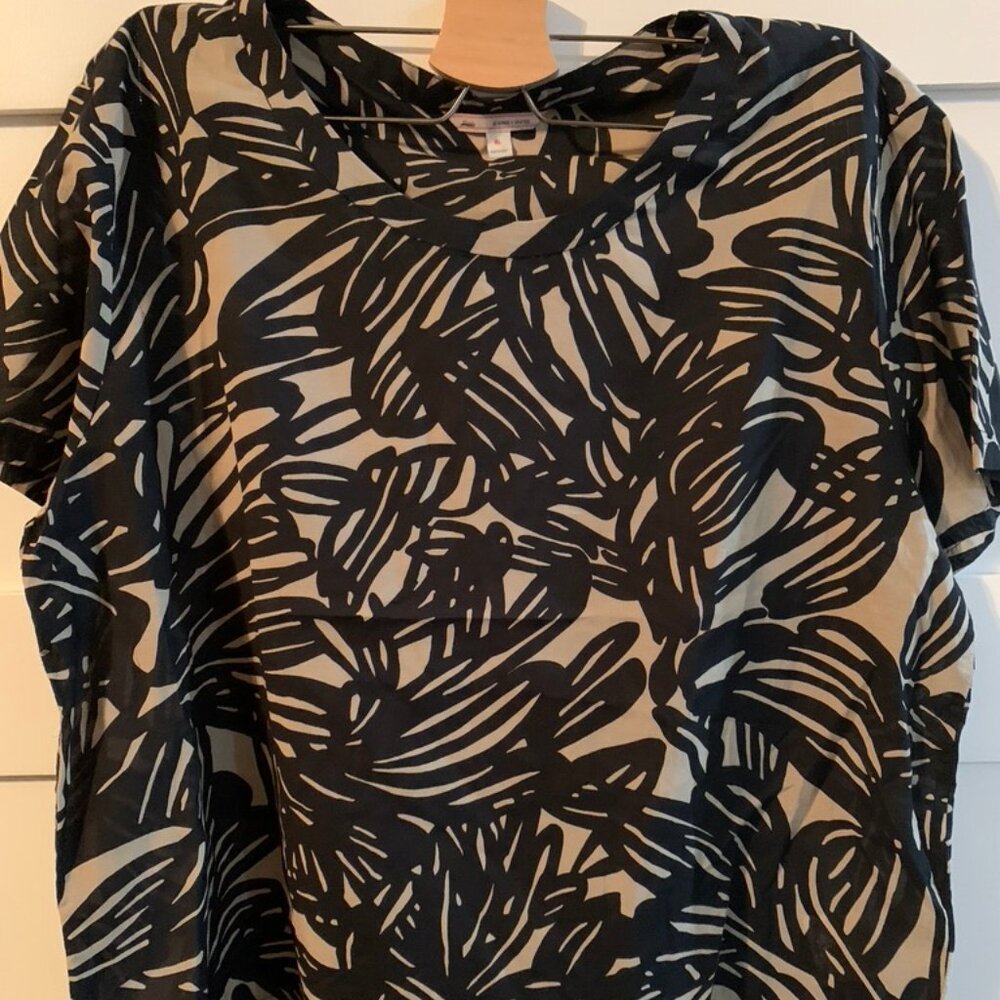 Cute Leafy Gap Blouse